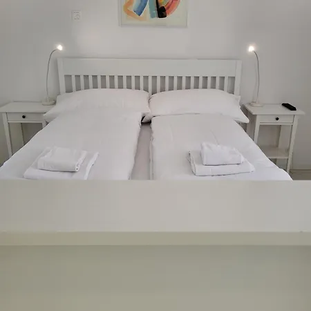 Apartment Vertical