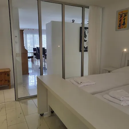Vertical Apartment *